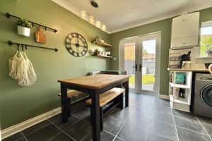Kitchen/Diner- click for photo gallery